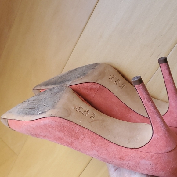 Tory burch sued pumps . Size 7.5 M. Used once . 3.5 heel. - Picture 4 of 5